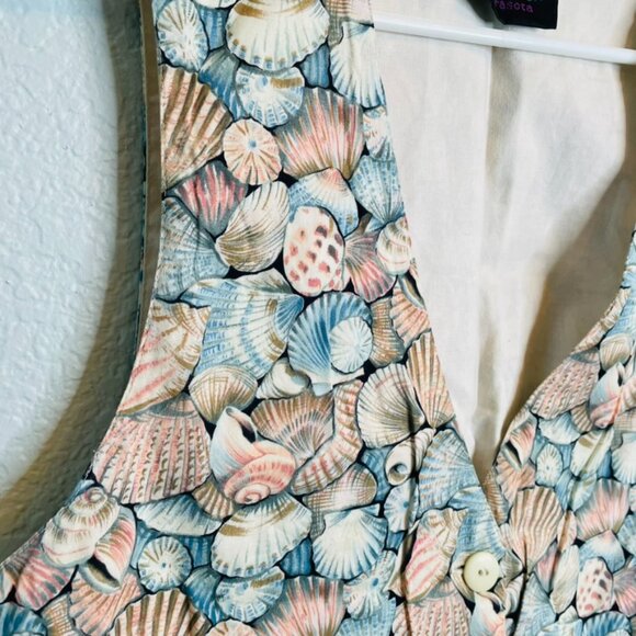 Linda Tilson Vintage Beachy Cottagecore Seashell Button Cotton Vest | Large - Picture 2 of 6